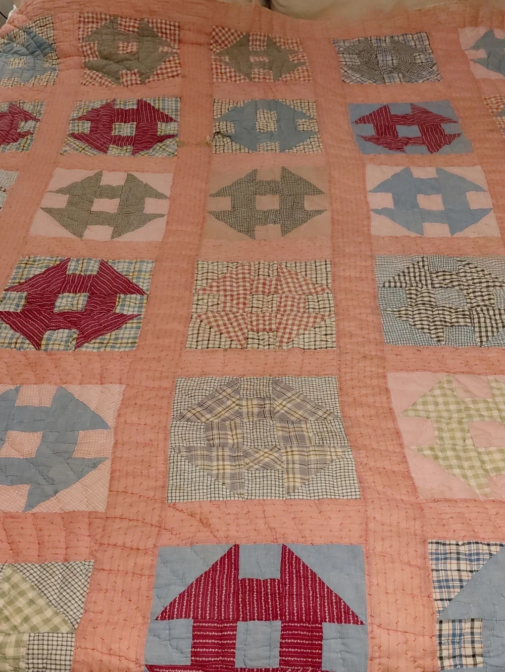 Handmade Patchwork Quilt in Pink and Multicolor